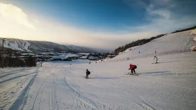 Blick von den Pisten im Skigebiet Geilofjellet