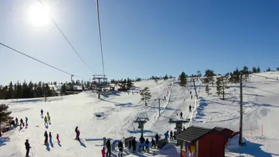 Pistentreiben im Skigebiet Vradal Skicenter