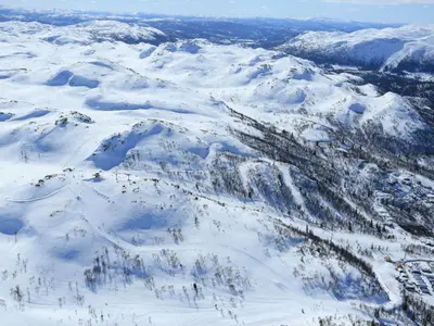 Blick auf das Skigebiet Rauland Skicenter aus der Luft © Rauland Skisenter
