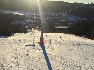 Blick von den Pisten im Skigebiet Tryvann Vinterpark © Oslo Vinterpark