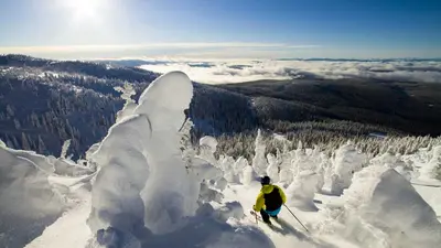 Blick ins Tal im Skigebiet Big White