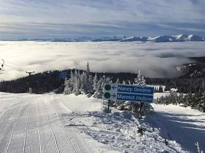 Die Pisten im Skigebiet Hudson Bay Mountain sind gut ausgeschildert © Hudson Bay Mountain