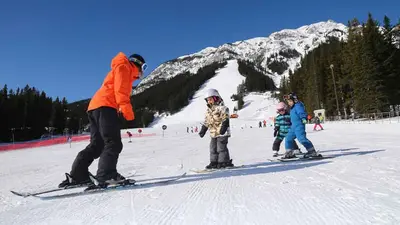 Skifahren lernen im Skigebiet Norquay im Skigebiet Banff