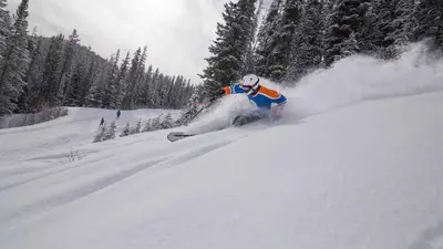 Skifahren im Skigebiet Norquay