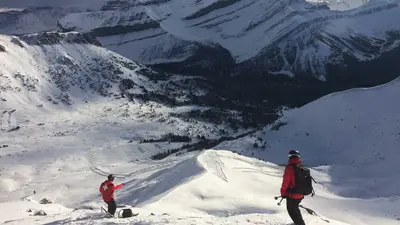Blick ins Tal von Lake Louise
