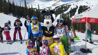 Spaß auf den Pisten  im Skigebiet Marmot Basin