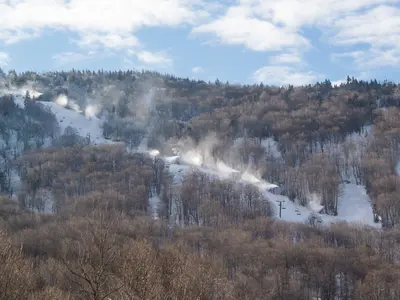 Blick auf das Skigebiet Mont Sutton © Mont Sutton