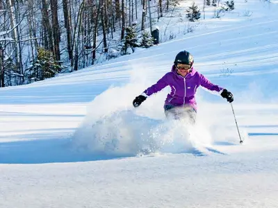 Skifahren im Snow Valley © Snow Valley Ski Resort
