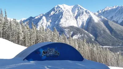 Teil des Snowparks im Skigebiet Nakiska