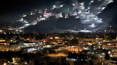 Die Pisten bei Nacht