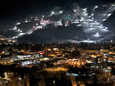 Die Pisten bei Nacht © Snow King Mountain