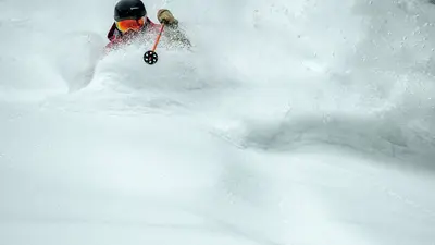 Tiefschneeabfahrt in Vail