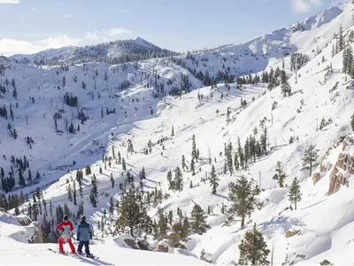 Atemberaubender Ausblick im Olympic Valley © Olympic Valley Alpine Meadows