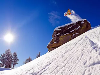 Snowboardfahren in Sierra-at-Tahoe © Sierra at Tahoe, Nathan Vetter