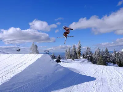 Snowpark in Bogus Basin © Bogus Basin Mountain Recreation Area