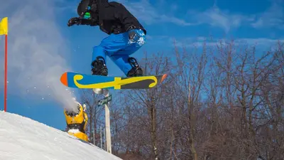 Jump im Snowpark Whitetail