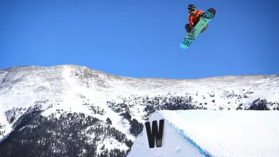 Snowboarding in Copper Mountain