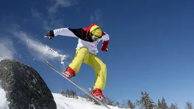 Action mit dem Snowboard