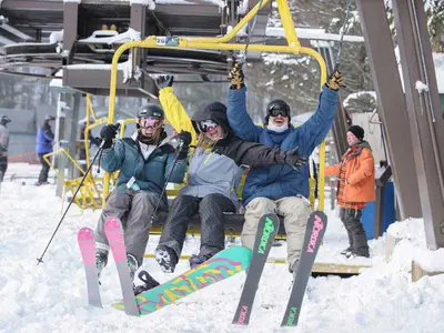 Spaß in Ski Sundown © Sundown Mountain Resort