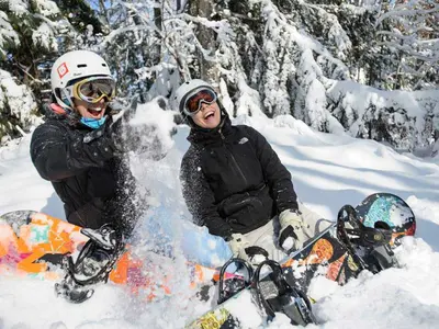 Snowboardfahrer in Ski Sundown © Sundown Mountain Resort