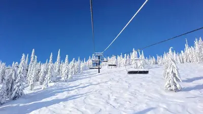 Sessellift im Skigebiet 49 Degrees North