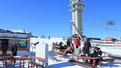 Einkehrschwung in der Schirmbar am Keilberg