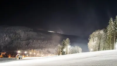 Nachtski im Skicentrum Mala Moravka - Karlov