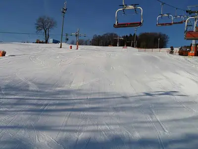 Sessellift im Skiareal Bubákov Herlíkovice © SKI areál Bubákov