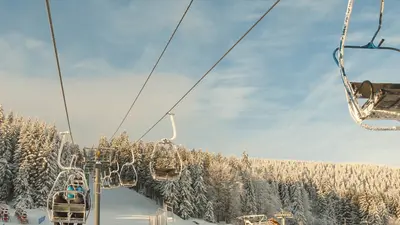 Sessellift im Skiresort Czarna Gòra