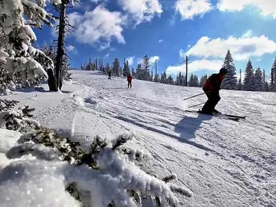 Abfahrt auf der Panoramapiste Lolobrygida © Touristinformation Szlarska Poreba