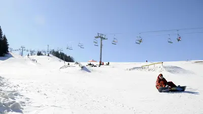 Piste mit Sessellift im Skigebiet Donovaly