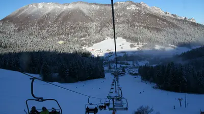 Panorama vom Skigebiet ins Vratna Tal