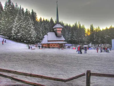 Rodelhang © padurariu adrian 1 via Wikimedia Commons