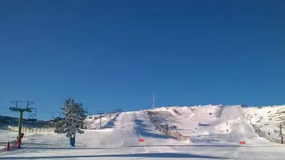 Breite Abfahrten im Skigebiet Javalambre