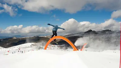 Snowboarder in Sierra Nevada