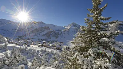 Das verschneite Bergdorf Malbun