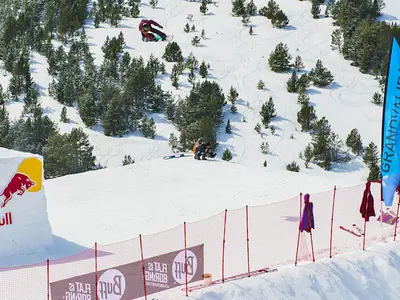 Spektakuläre Jumps im Snowpark © Grandvalira