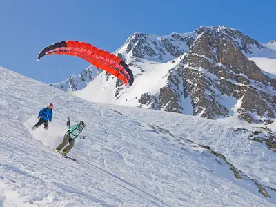 Skiparagliding in Vallnord © Valls del Nord S.A