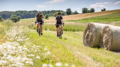 Mountainbikefahrer in der Haßberger Natur