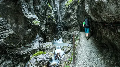 Wanderung durch die Höllentalklamm