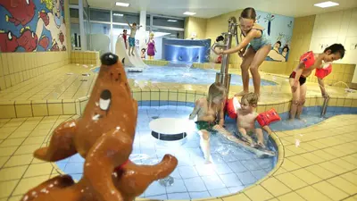 Kinder in der Thermenwelt