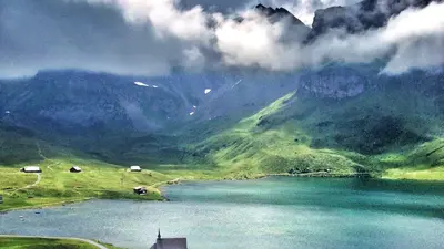Blick von oben auf den Melchsee