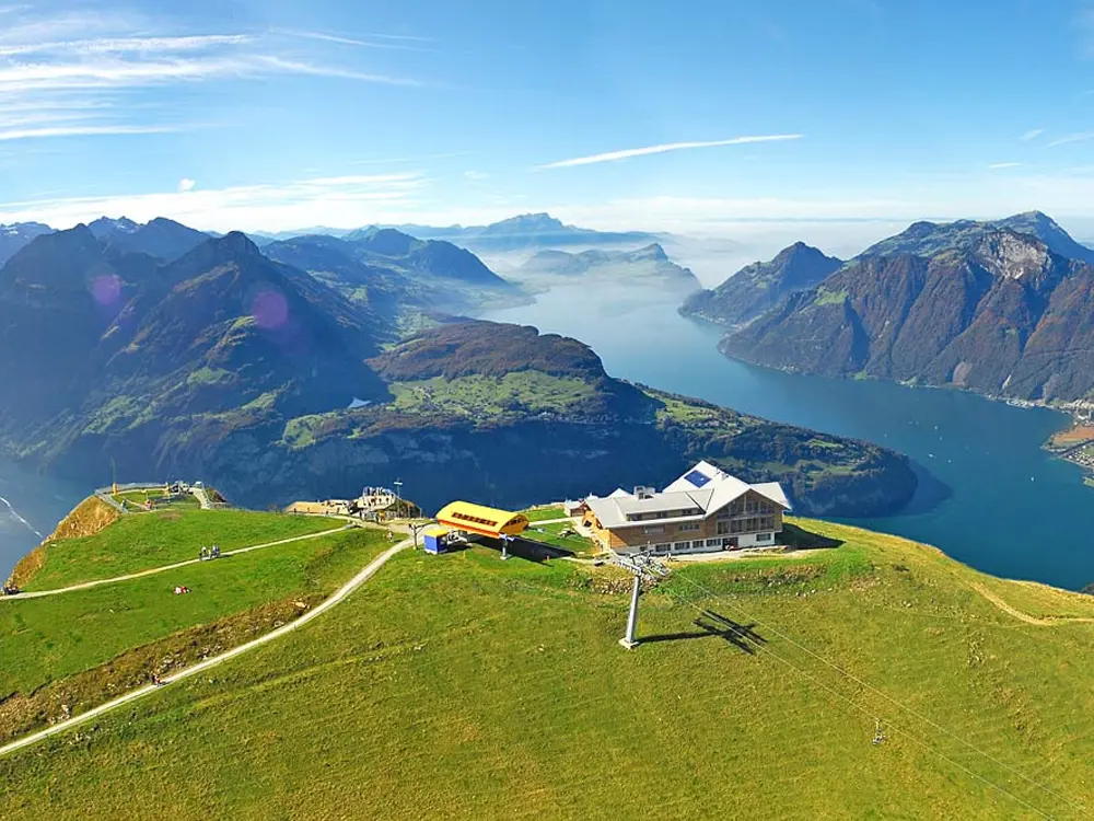 Fronalpstock und Vierwaldstättersee /