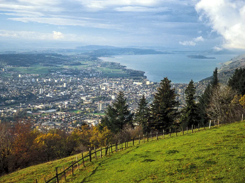 Blick auf den Bielersee