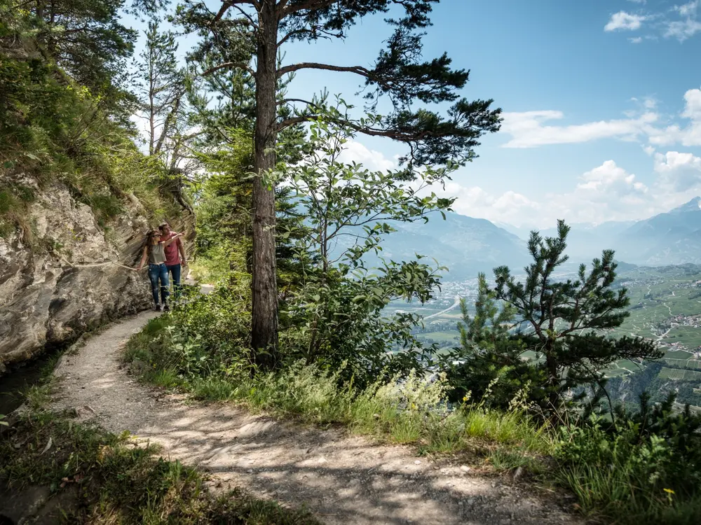 Wandern mit Ausblick in Crans-Montana