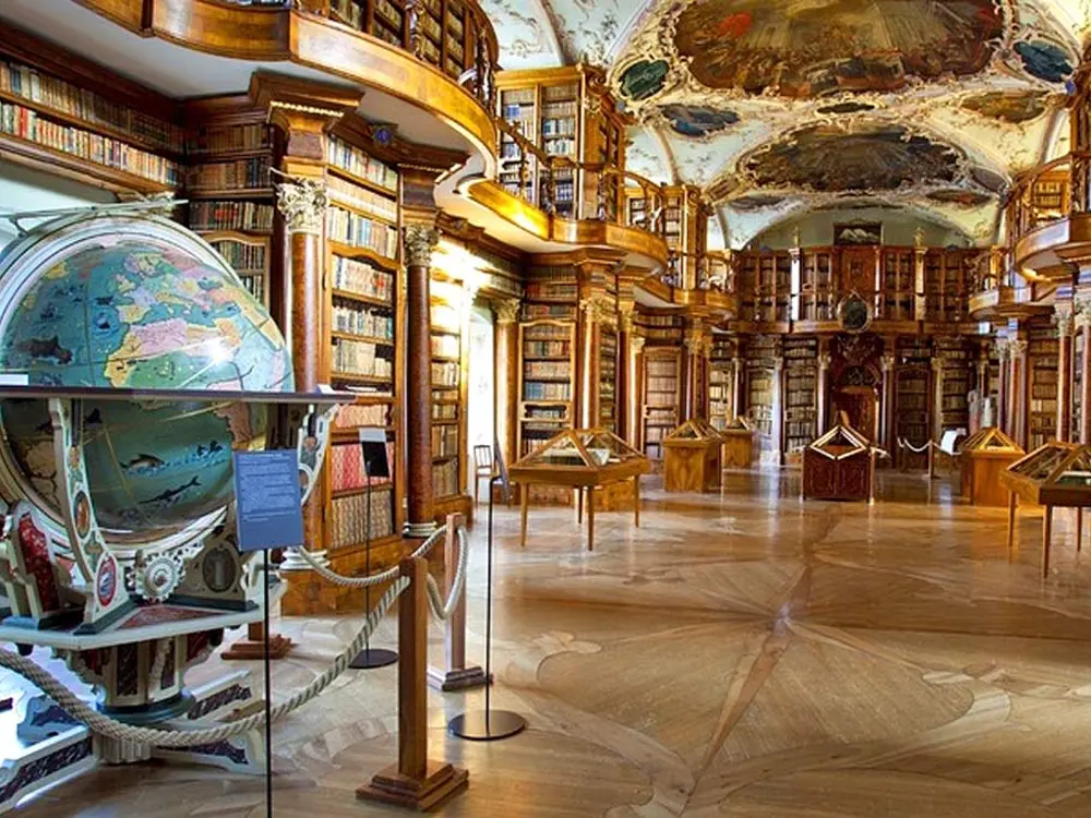 Barocksaal der Stiftsbibliothek /