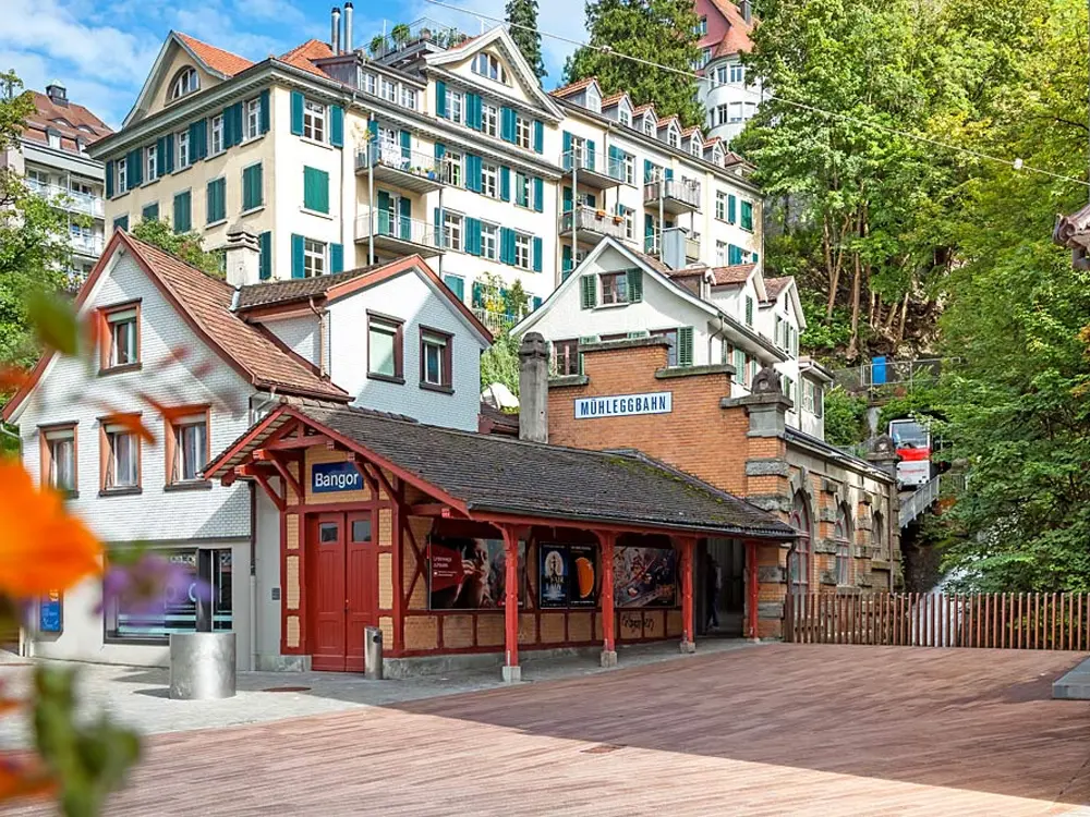 Talstation der elektrischen Standseilbahn Mühleggbahn in St. Gallen