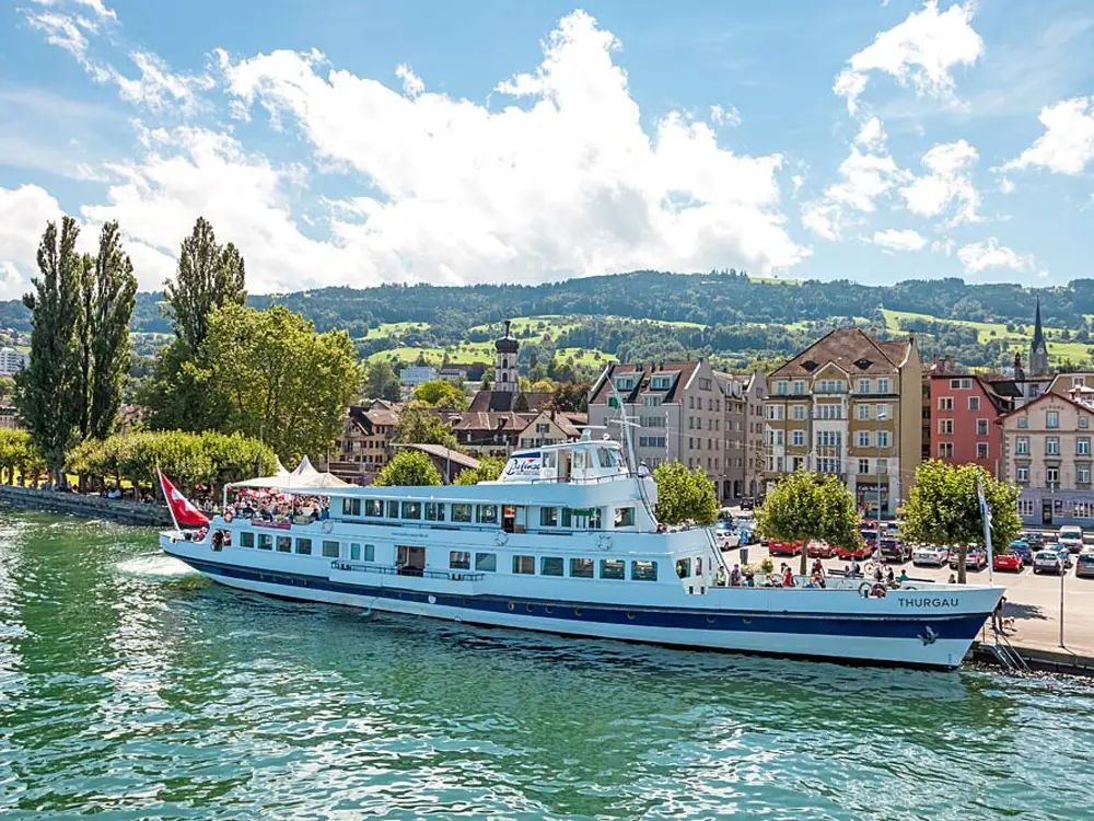 Bodenseeschiff im Hafen von Rorschach /