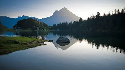 Blick auf den Arnisee bei Gurtnellen