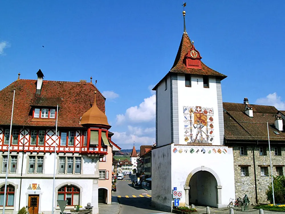 Blick auf das Luzernertor in Sempach